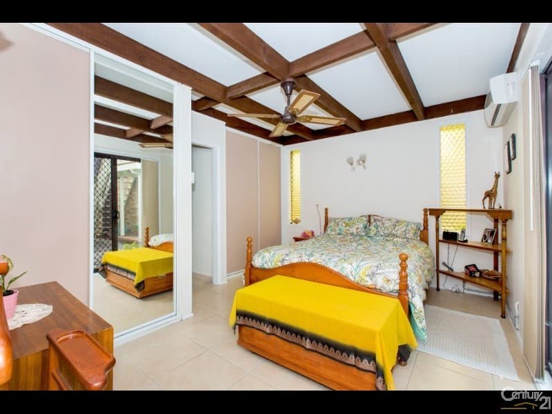 4 Sevenoaks Crescent,, Bass Hill, NSW, 2197, Bass Hill - Thumbnail 7