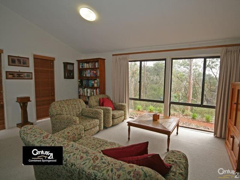 2 Florey Cres, Springwood, NSW, 2777, Springwood - Thumbnail 2