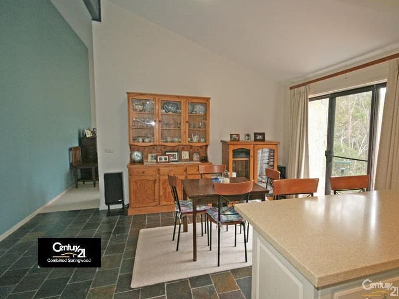 2 Florey Cres, Springwood, NSW, 2777, Springwood - Thumbnail 4