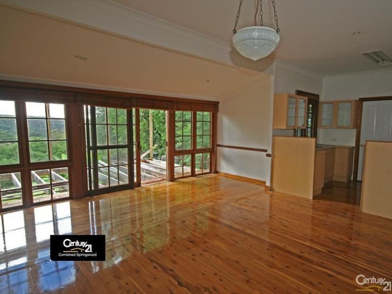 26 Boland Ave, Springwood, NSW, 2777, Springwood - Thumbnail 2