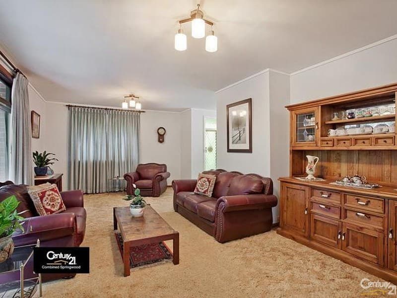 5  Northview Close, Niagara Park, Springwood - Thumbnail 4