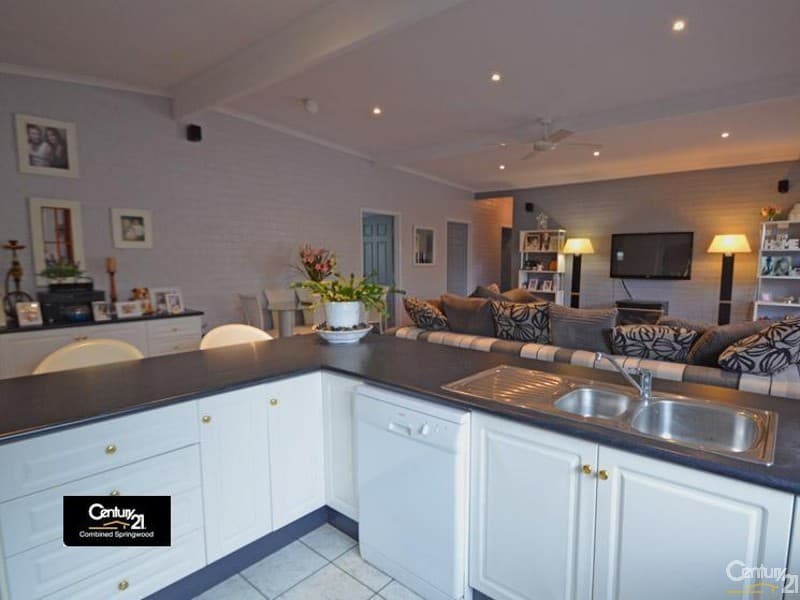 6 Carramar Cres, Winmalee, NSW, 2777, Winmalee - Thumbnail 3