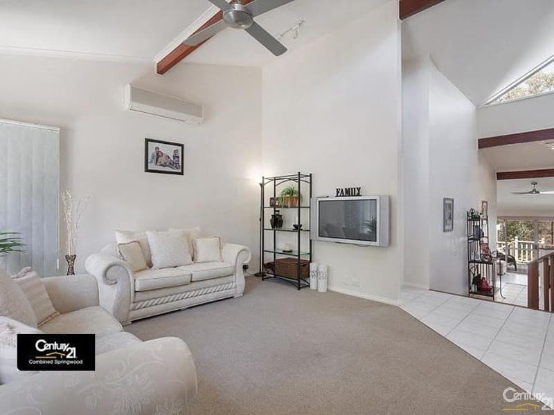 27 Falkland Close, Winmalee, NSW, 2777, Winmalee - Thumbnail 4
