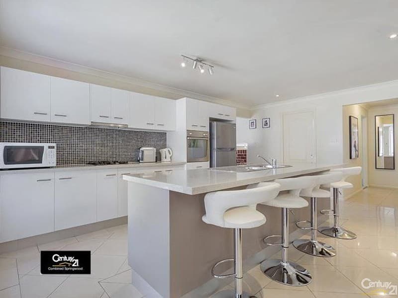 10 Cuddlepie Place, Faulconbridge, NSW, 2776, Faulconbridge - Thumbnail 3