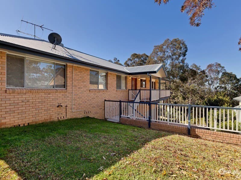 64 Roberts Parade, Hawkesbury Heights, NSW, 2777, Hawkesbury Heights - Thumbnail 2