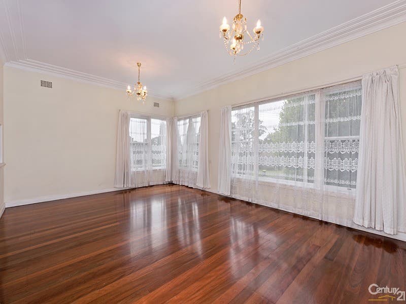 9 Murray Avenue, Springwood, NSW, 2777, Springwood - Thumbnail 2