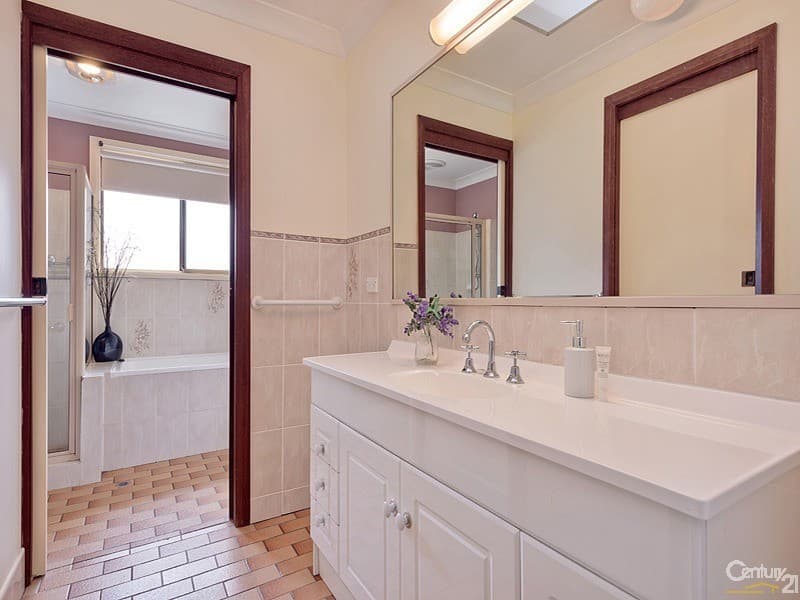 42 Peninsula Road, Valley Heights, NSW, 2777, Valley Heights - Thumbnail 5
