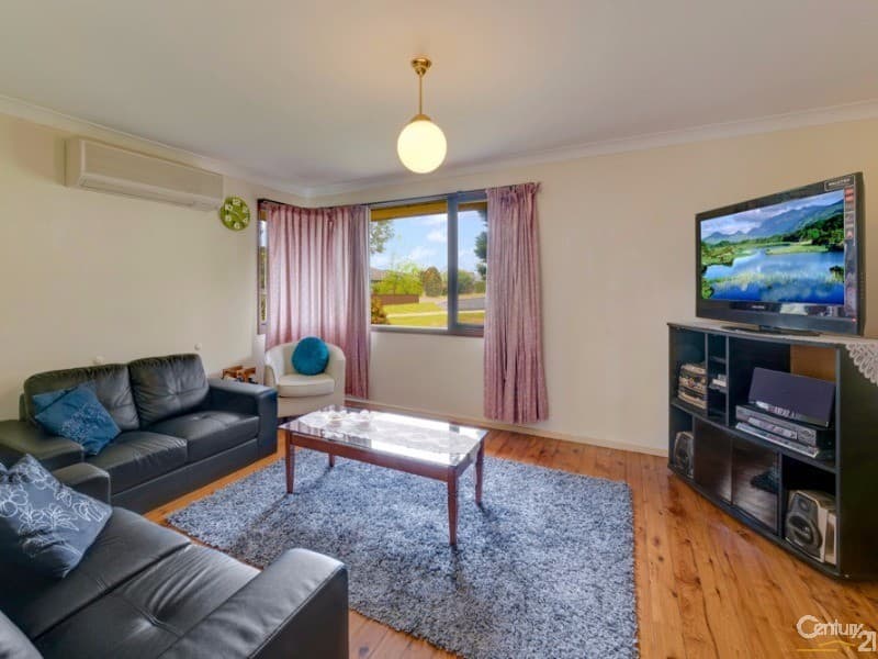 127 Russell Ave, Valley Heights, NSW, 2777, Valley Heights - Thumbnail 4