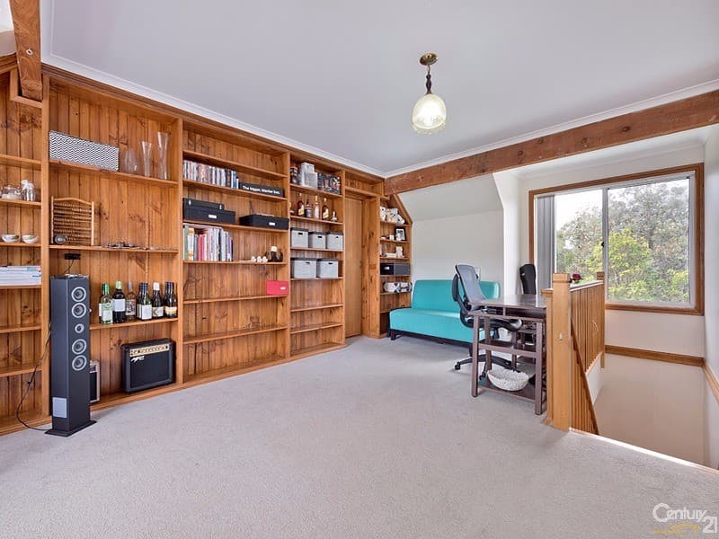 49 Fern Ave, Hazelbrook, NSW, 2779, Hazelbrook - Thumbnail 7