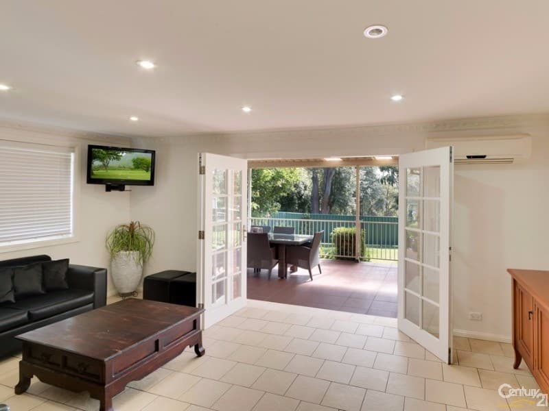 18  Green Parade, Valley Heights, NSW, 2777, Valley Heights - Thumbnail 2