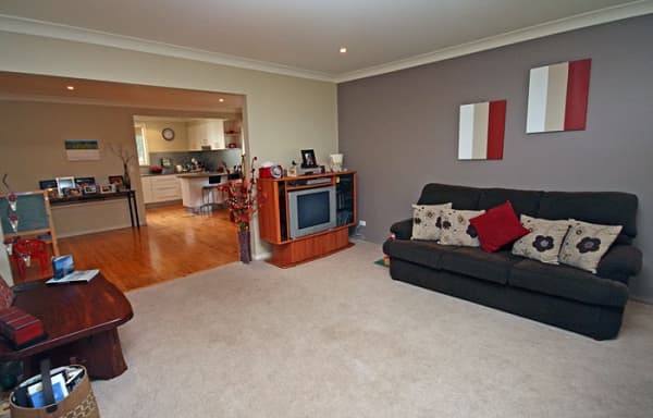 135 Macquarie Road, Springwood, NSW, 2777, Winmalee - Thumbnail 4