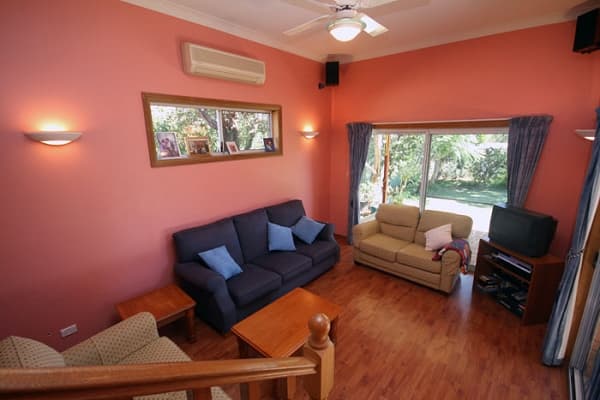 65 Farm Rd, Springwood, NSW, 2777, Springwood - Thumbnail 4