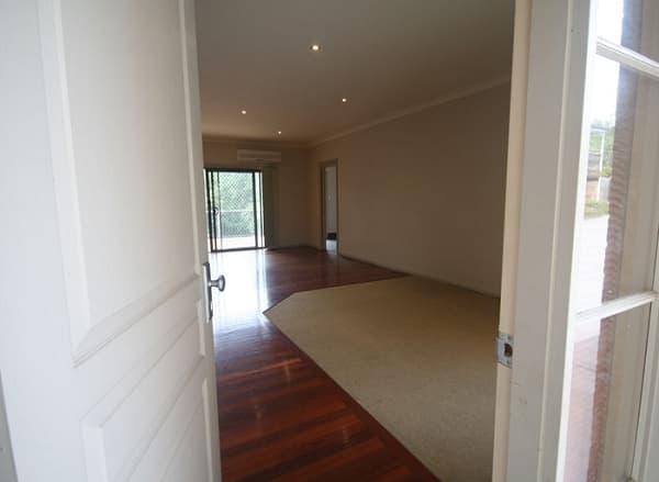 135 Macquarie Road, Springwood, NSW, 2777, Springwood - Thumbnail 2