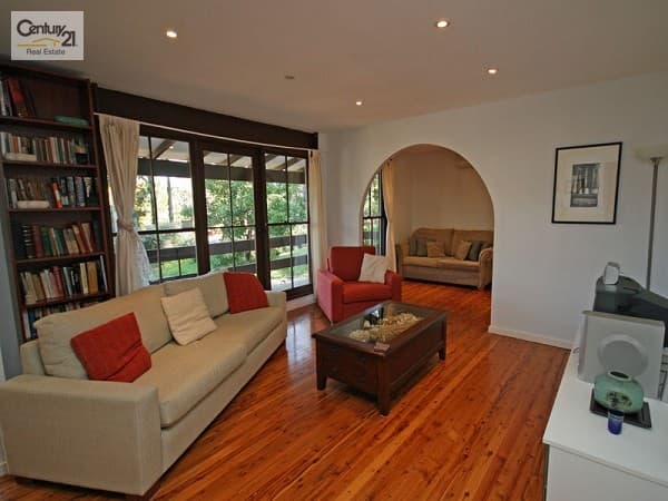 32 Perry Ave, Springwood, NSW, 2777, Springwood - Thumbnail 2