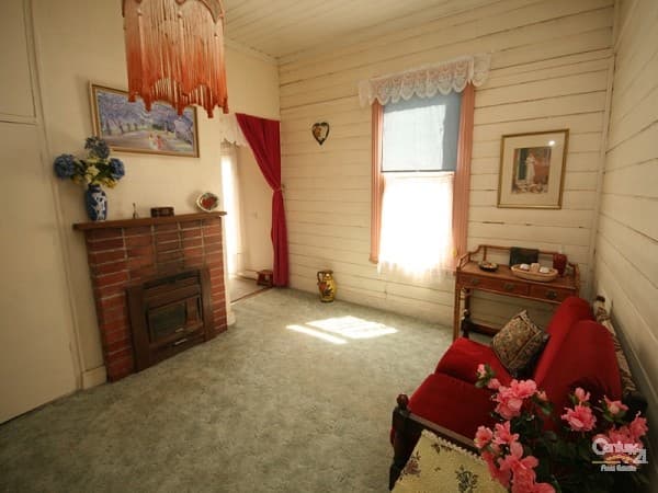 3 Station St, Springwood, NSW, 2777, Springwood - Thumbnail 2