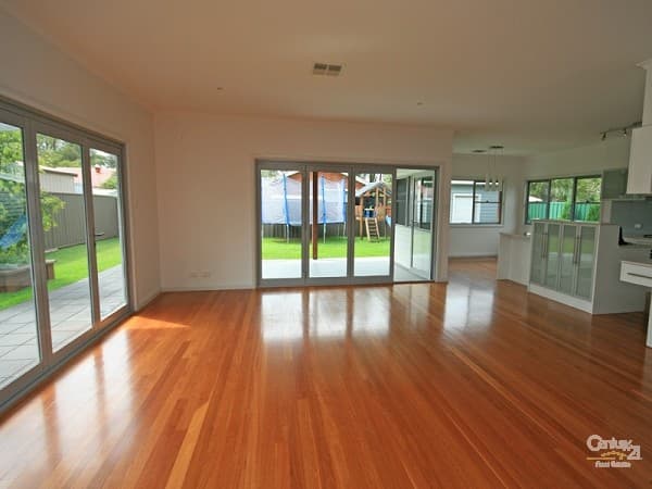 15 Kristine St, Winmalee, NSW, 2777, Winmalee - Thumbnail 6