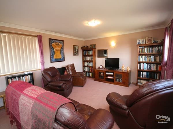 1 Linnet St, Winmalee, NSW, 2777, Winmalee - Thumbnail 5