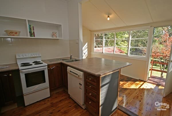 GLENEAGLE, QLD, Gleneagle - Thumbnail 5