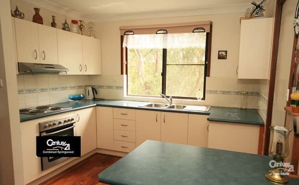 135 Macquarie Road, Springwood, NSW, 2777, Faulconbridge - Thumbnail 2