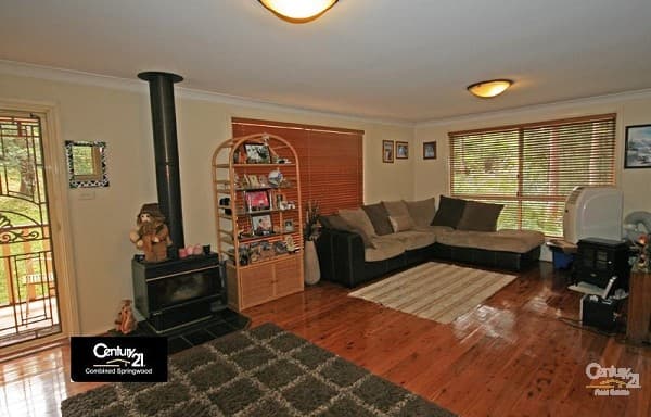 2 Currawong Cres, Valley Heights, NSW, 2777, Valley Heights - Thumbnail 2