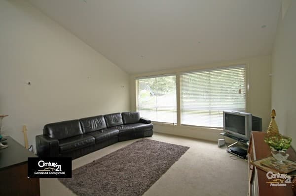 10 Cuddlepie Place, Faulconbridge, NSW, 2776, Faulconbridge - Thumbnail 3