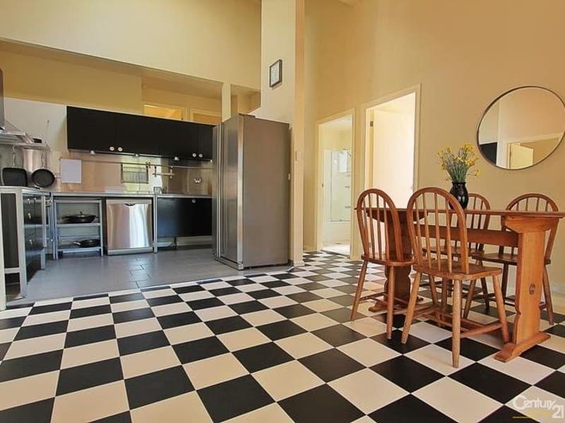 26 Cliff Avenue, Hazelbrook, NSW, 2779, Hazelbrook - Thumbnail 2
