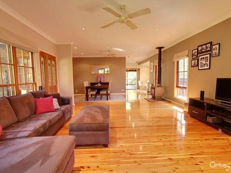 6 Talbot Road, Hazelbrook, NSW, 2779, Hazelbrook - Thumbnail 2