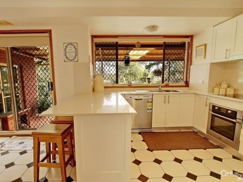 25 Bedford Road, Woodford, NSW, 2778, Woodford - Thumbnail 4