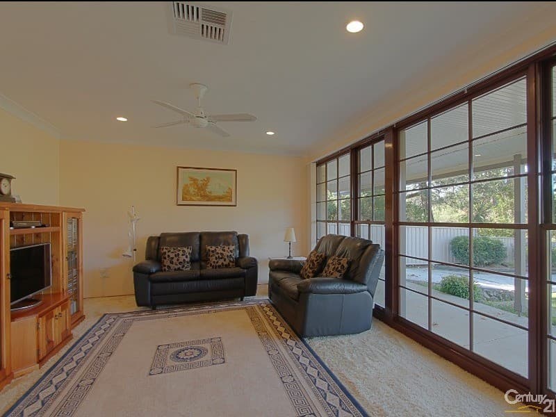 4 Pine Street, Hazelbrook, NSW, 2779, Hazelbrook - Thumbnail 2