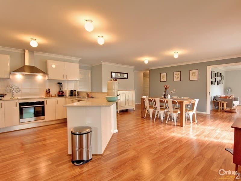 49 Terrace Falls Road, Hazelbrook, NSW, 2779, Hazelbrook - Thumbnail 5