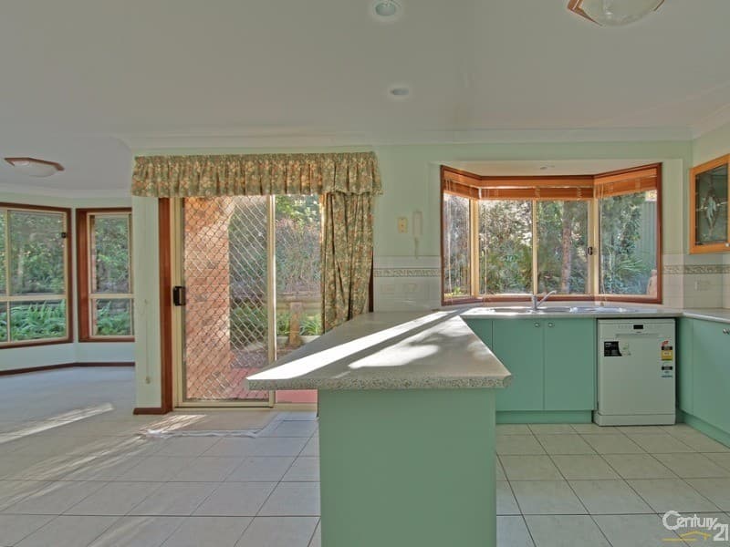18 Rocklea Street, Hazelbrook, NSW, 2779, Hazelbrook - Thumbnail 4