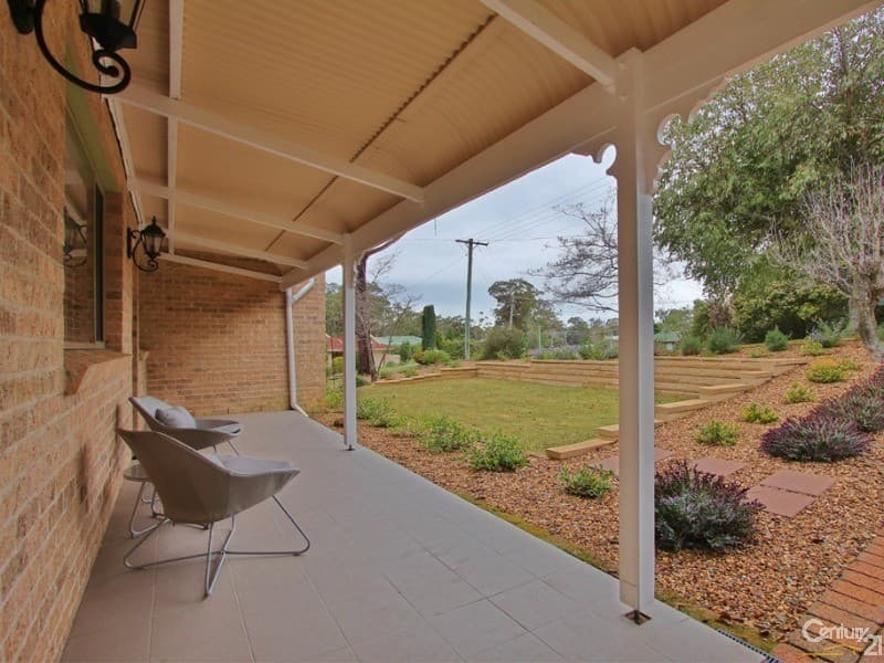 148 Hall Parade, Hazelbrook, NSW, 2779, Hazelbrook - Thumbnail 2