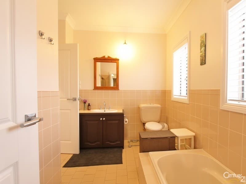 148 Hall Parade, Hazelbrook, NSW, 2779, Hazelbrook - Thumbnail 6