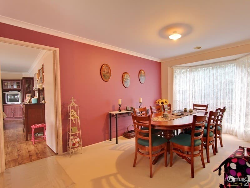 8 Queens View Crescent, Lawson, NSW, 2783, Lawson - Thumbnail 4