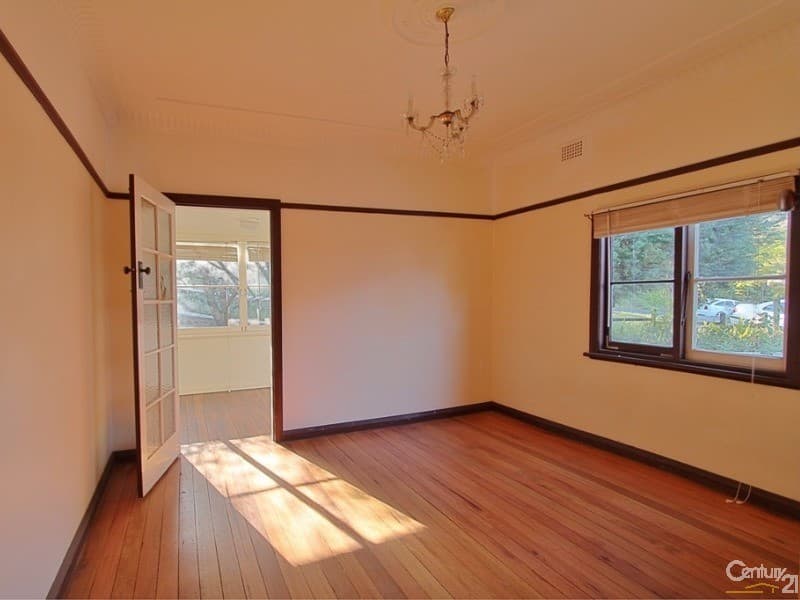 15 Winbourne Road, Hazelbrook, NSW, 2779, Hazelbrook - Thumbnail 6