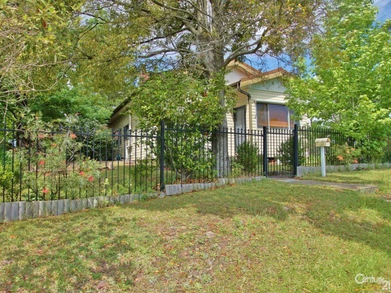 4 Railway Parade, Hazelbrook, NSW, 2779, Hazelbrook - Image 1
