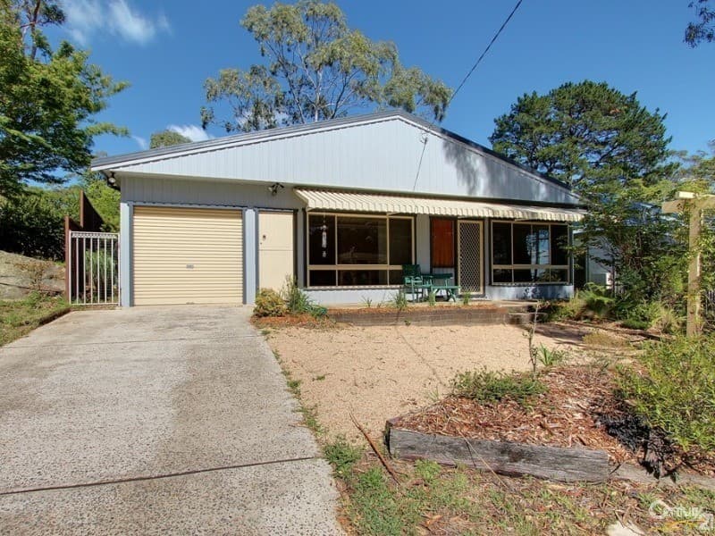 16 Oaklands Road, Hazelbrook, NSW, 2779, Hazelbrook - Image 1