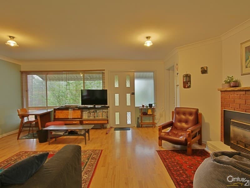 16 Oaklands Road, Hazelbrook, NSW, 2779, Hazelbrook - Thumbnail 2