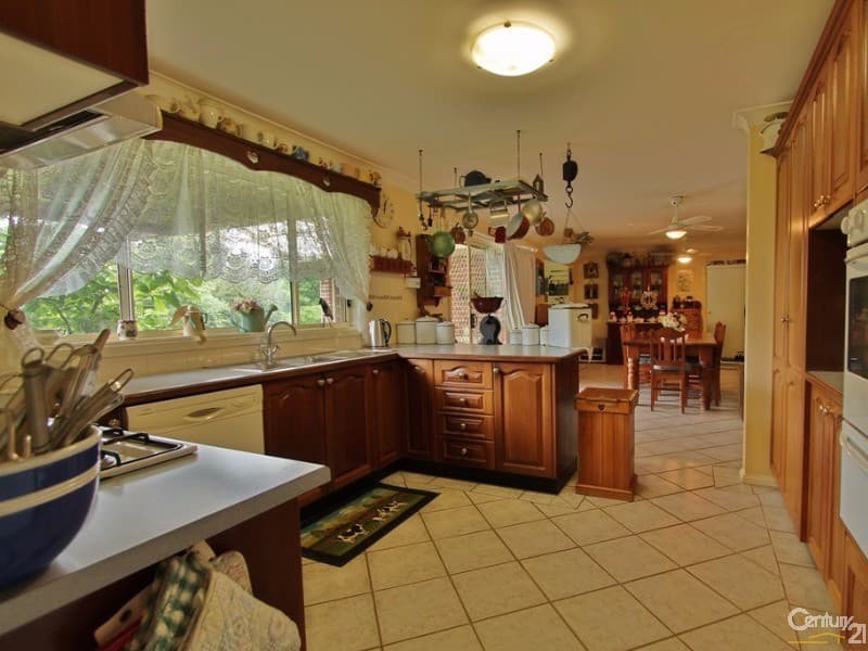 3 Queens View Crescent, Lawson, NSW, 2783, Lawson - Thumbnail 2