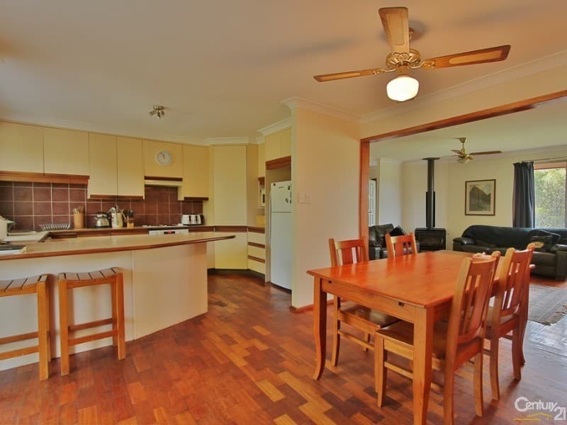 25  Albert Road, Bullaburra, NSW, 2784, Bullaburra - Thumbnail 3