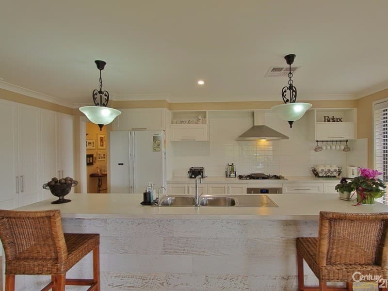 19 Mount View Avenue, Hazelbrook, NSW, 2779, Hazelbrook - Thumbnail 2