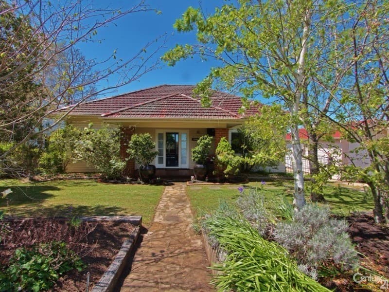 16 Taylor Road, Woodford, NSW, 2778, Woodford - Thumbnail 4