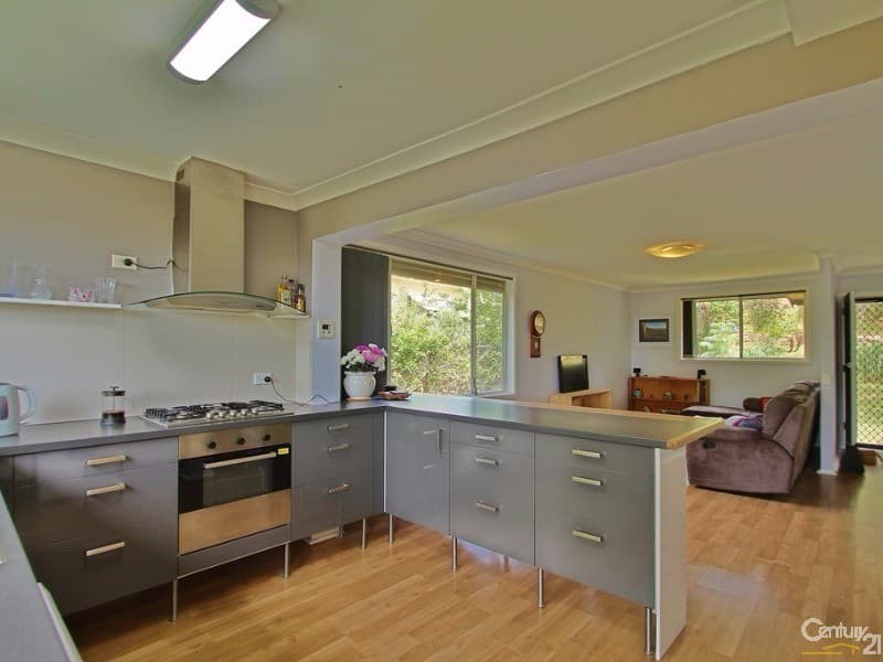20 Hazelbrook Parade, Hazelbrook, NSW, 2779, Hazelbrook - Thumbnail 2