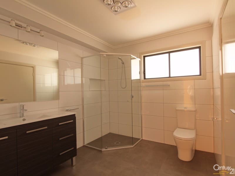 Unit 1/17 Honour Avenue, Lawson, NSW, 2783, Lawson - Thumbnail 4