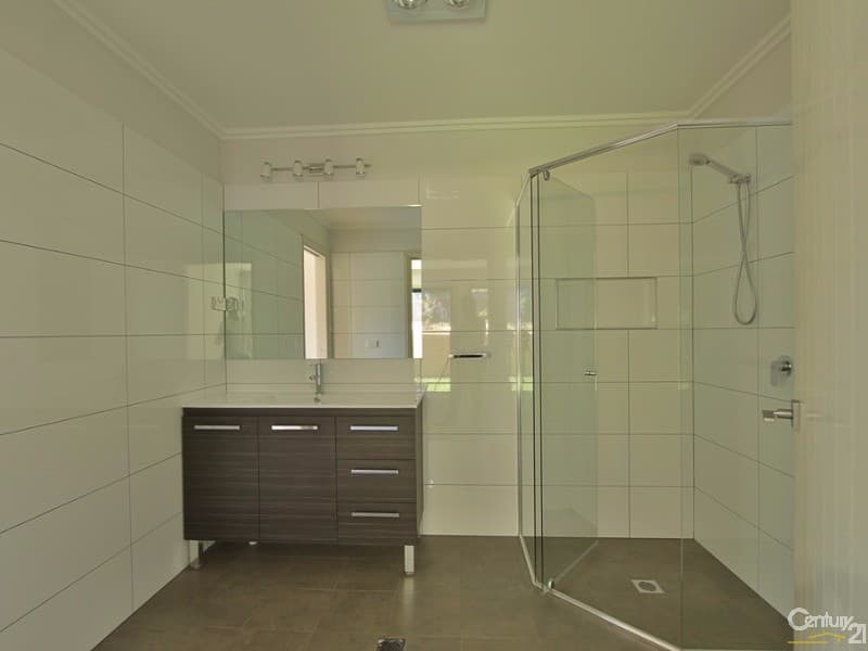 Unit 2/17 Honour Avenue, Lawson, NSW, 2783, Lawson - Thumbnail 5