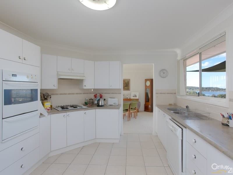 2 Lincoln Close, Rathmines, NSW, 2283, Rathmines - Thumbnail 4