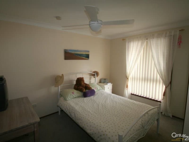 17 Southampton Avenue, Buttaba, NSW, 2283, Buttaba - Thumbnail 7
