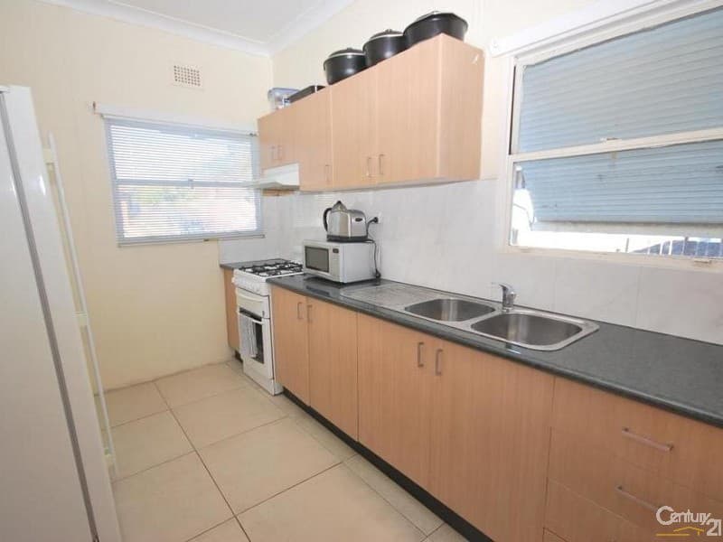 1/95-97 Ware Street, Fairfield, NSW, 2165, Villawood - Thumbnail 2