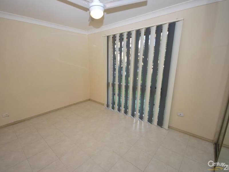 4 Bayswater Street, St Johns Park, NSW, 2176, St Johns Park - Thumbnail 7