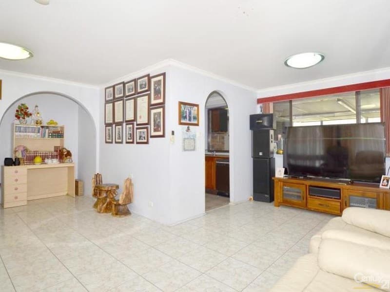 1/95-97 Ware Street, Fairfield, NSW, 2165, Bossley Park - Thumbnail 3